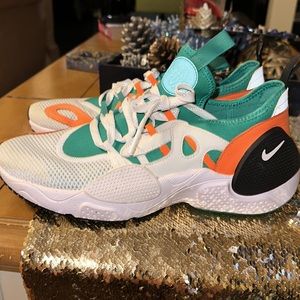 Men's Nike huaraches